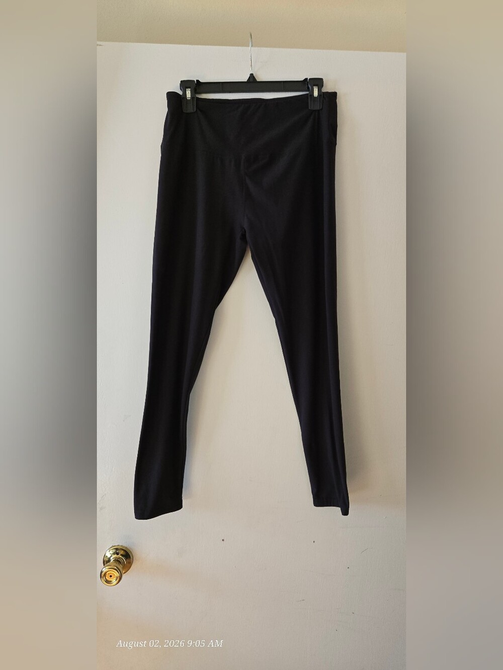 Viv Collection Black Stretch Leggings with Plus Tag